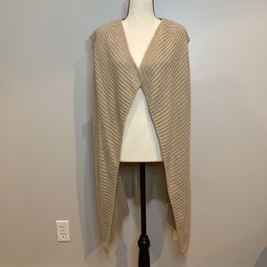 Womens Nordstrom cardigan soft neutral workwear one size hi lo hem